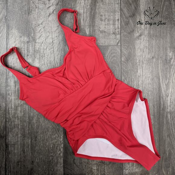 Upopby Ruched Slimming One Piece Size S - Picture 3 of 4